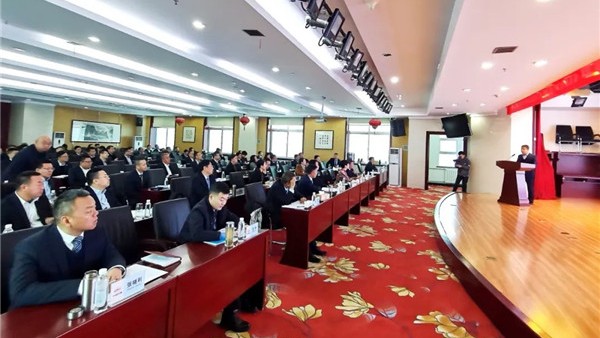 2023年2月18日，甘肃省律师协会建设工程与房地产委员会与中铁二十局集团市政公司在兰州联合举办“建设工程法律实务研讨会”。