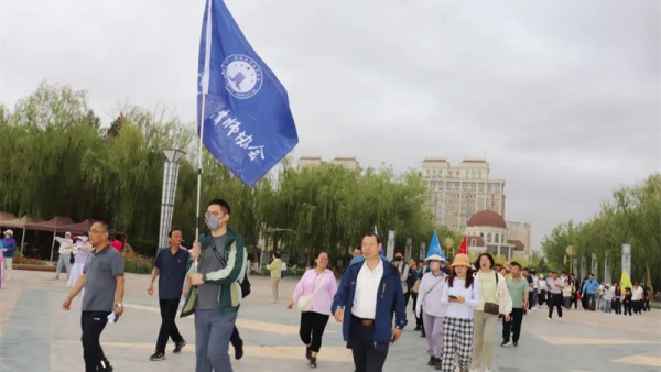 嘉峪关市律师行业党委、律师协会组织开展“蓄势前行·扬帆筑梦”“庆七·一”锤炼党性践初心系列活动为庆祝中国共产党成立103周年，传承与弘扬伟大建党精神，增强全市律师团队凝聚力，提升爱国情怀和职业使命感。