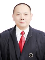 张晓军，男，1977年9月出生，汉族，本科，三级律师，中共党员。现任甘肃省律师协会理事、刑事辩护专业委员会秘书长、兰州市律师协会常务理事、副秘书长、刑事专业委员会主任、兰州大学法学院及甘肃政法大学及西