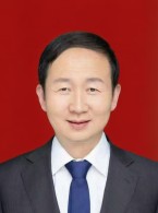 邵建斌，男，汉族，1977年3月生，在职研究生，中共党员，现任甘肃省司法厅党委员、副厅长，兼任甘肃省律师行业党委书记。